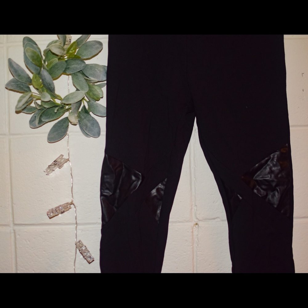 Black leggings with leather accent